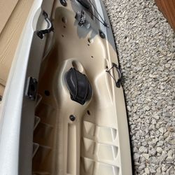 Like New 10ft Tamarack angler Kayak Fishing With Extras