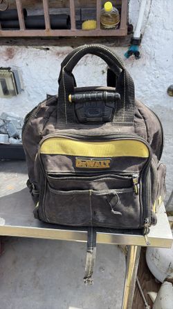 DEWALT backpack