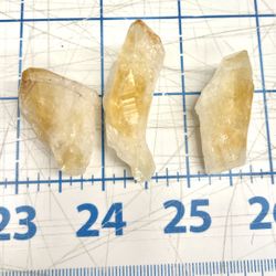 Lot Of Citrine Crystals Stones Energy Healing Jewelry Supplies For Wire Wrapping Or Fashion