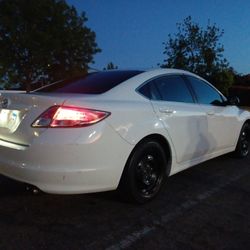 Mazda 6  iSport