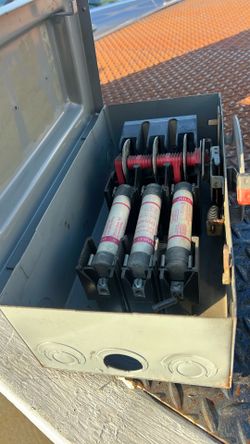 Safety Switch.  Used. Excellent Condition