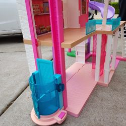 Free Barbie Dream House