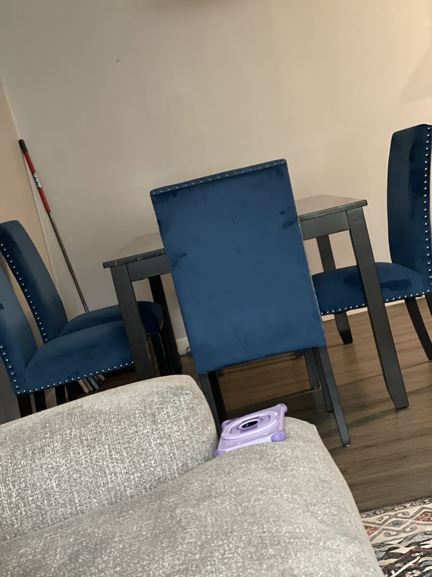Pierre 7 Piece Dining Set
