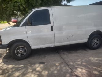 2014 GMC Savana 2500