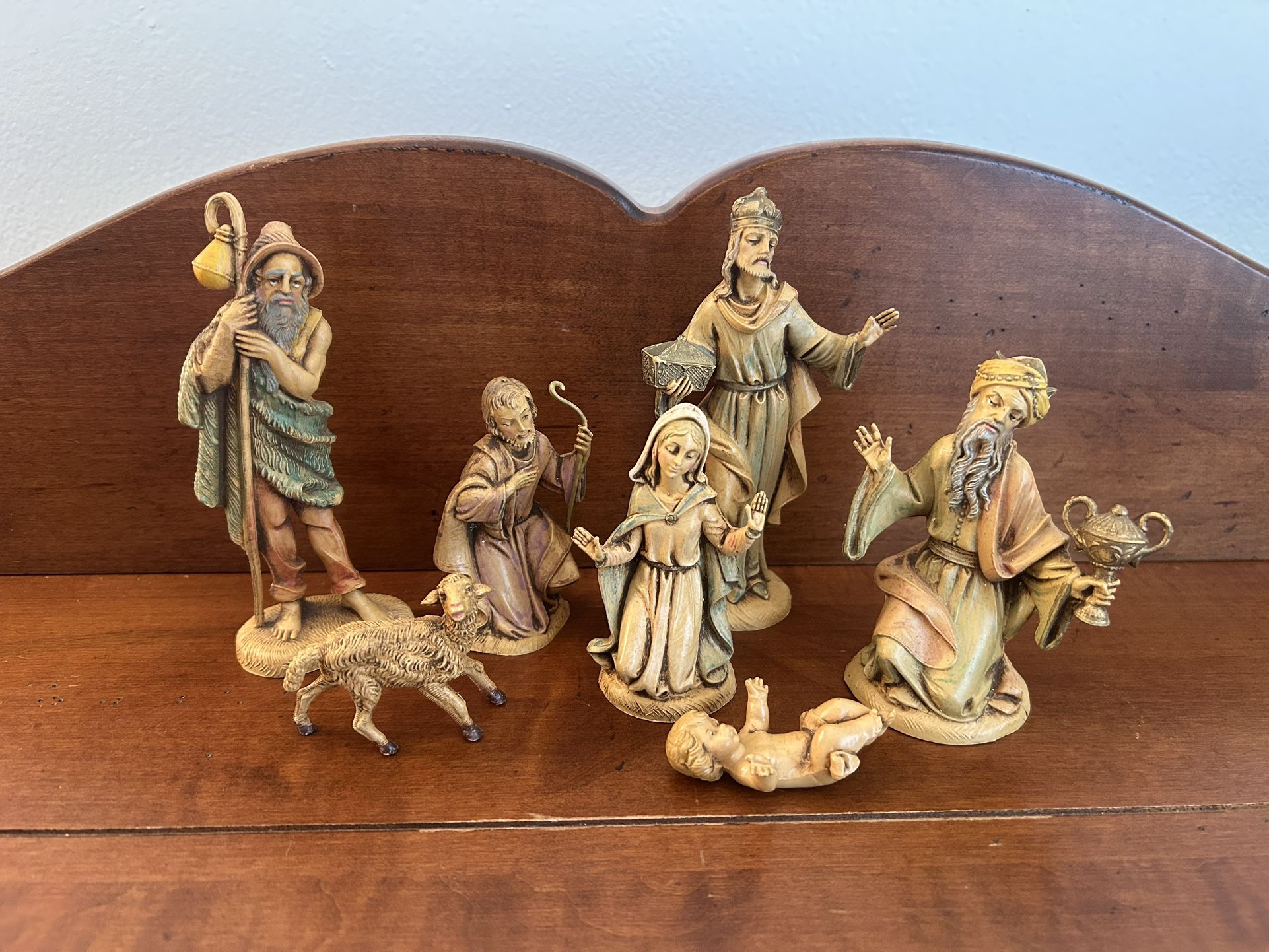 Set of 7 Nativity Figurines - made in Italy Depose - anywhere from 2.25” long - 5.25” tall