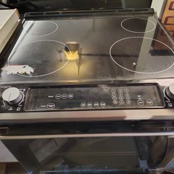 New Electric Range/Stove