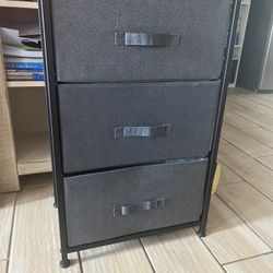 Storage tower