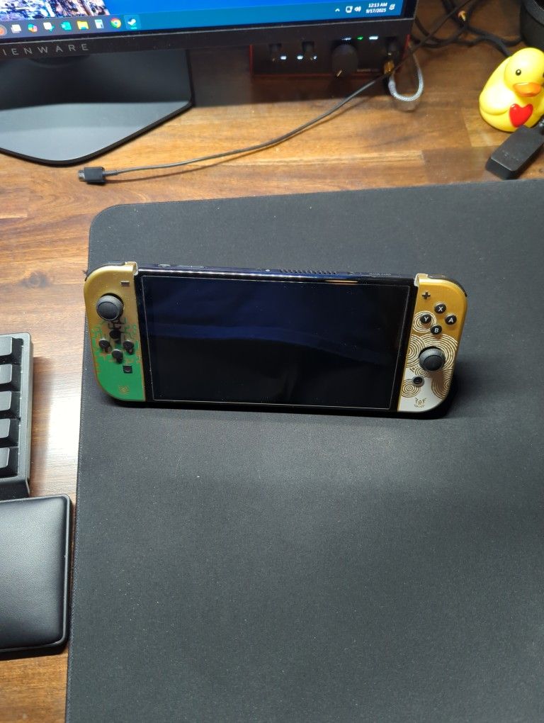 Switch OLED w/ additional 128GB Micro SD, Shell Swap Applied