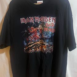 Iron Maiden Run to the Hills for Your Lives Black Band Shirt Size XL Used Good Condition $50 Meet Up In Irving @dfwgoods