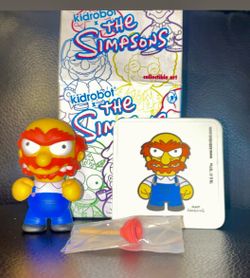 The Simpsons Kid Robot Series 2 Grounds Keeper Willie! With accessories and box