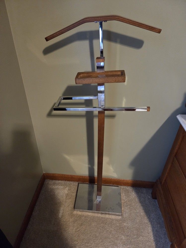 Clothing Butler Valet Stand