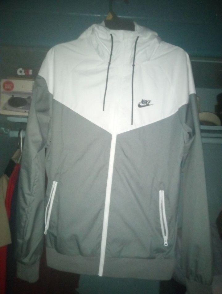 Nike wind breaker