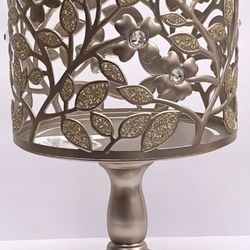 BATH AND BODY WORKS 3-WICK CANDLE HOLDER