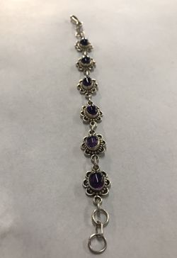 SILVER BRACELET WITH 6 PURPLE STONES