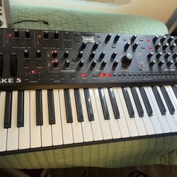 Sequential Take 5 Synth