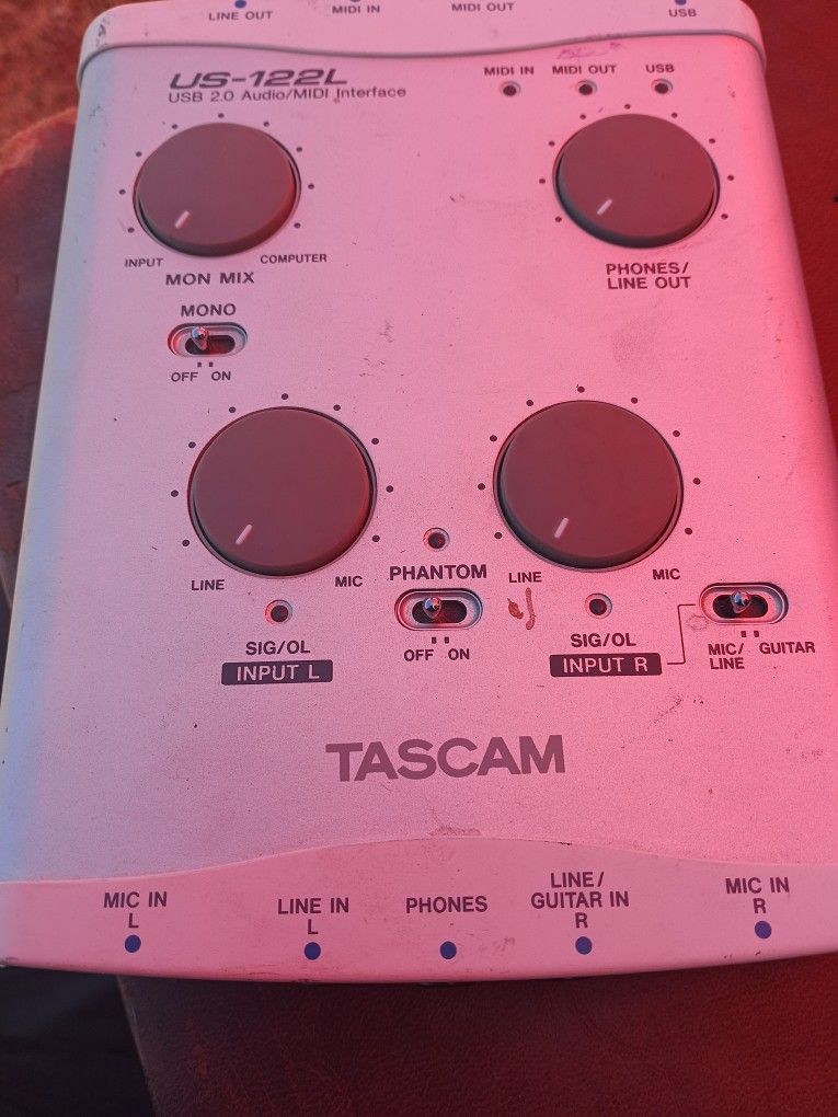 Tascam USB 2.0 Audio/MIDI Interface