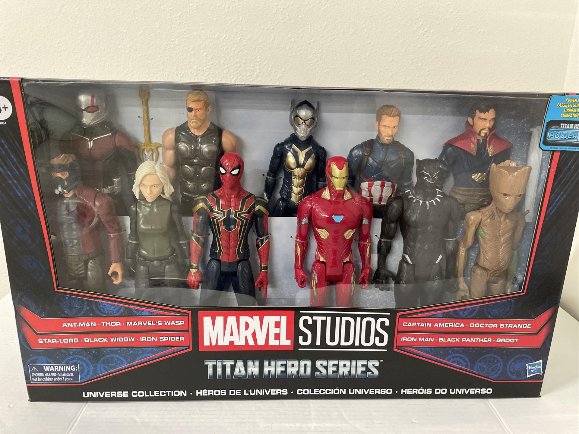 Marvel Titan Hero Series 12 in Action Figure Set