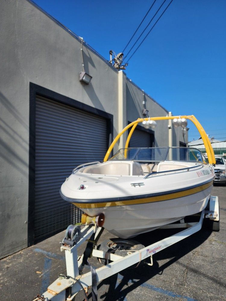 2001 Chaparral 200sse With Volvo Penta 5.0 300hp