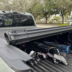 BAK RevolverX4S Aluminum Rollback Tonneau Cover (for Toyota Tundra)