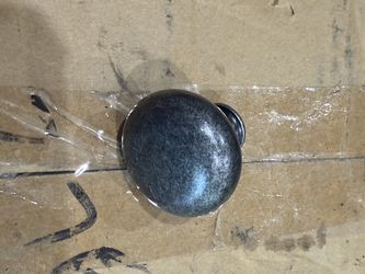 Amerock BP771-WI cabinet/Drawer knobs (NIB)