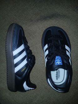 New Toddlers size 5K samba adidas