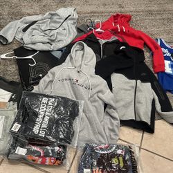 cloths nike, polo, true religion 