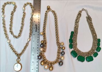 Elevate your jewelry collection with this trio of jaw-dropping statement pieces!
