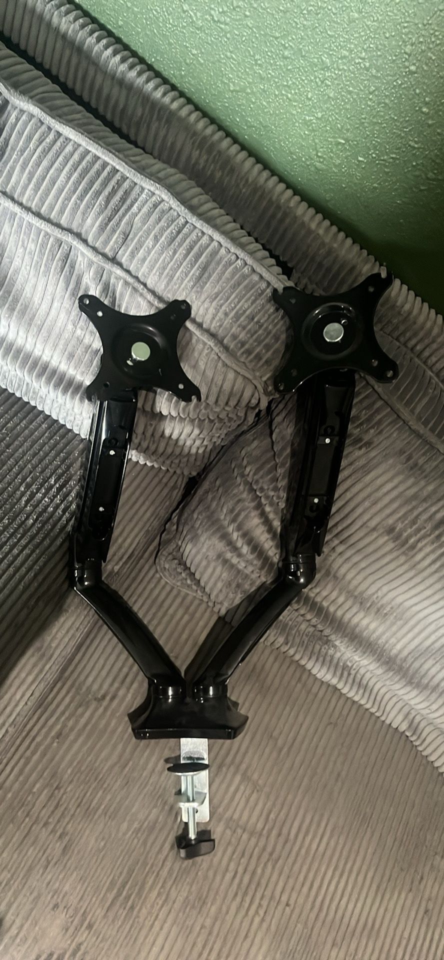 Double monitor Arm Mount