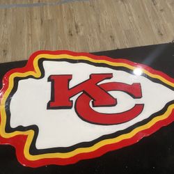 Custom Chiefs Table 