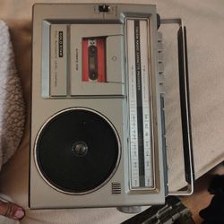 Vintage Gold Star Boom Box And Dam Does She Boom  