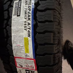 Falken WildPeaks 265/70/17