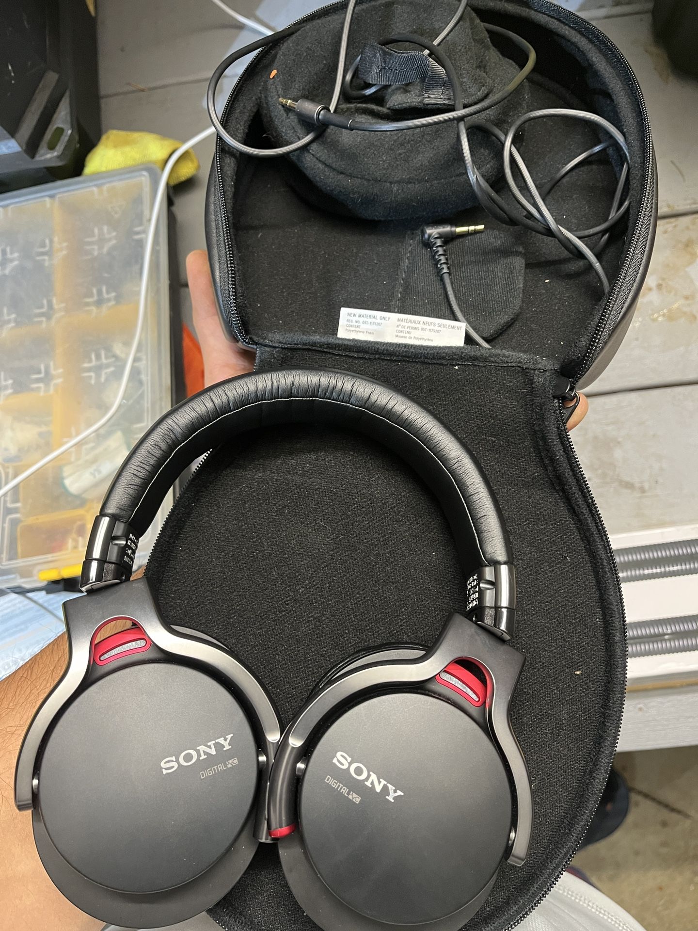 Sony Headphones π§