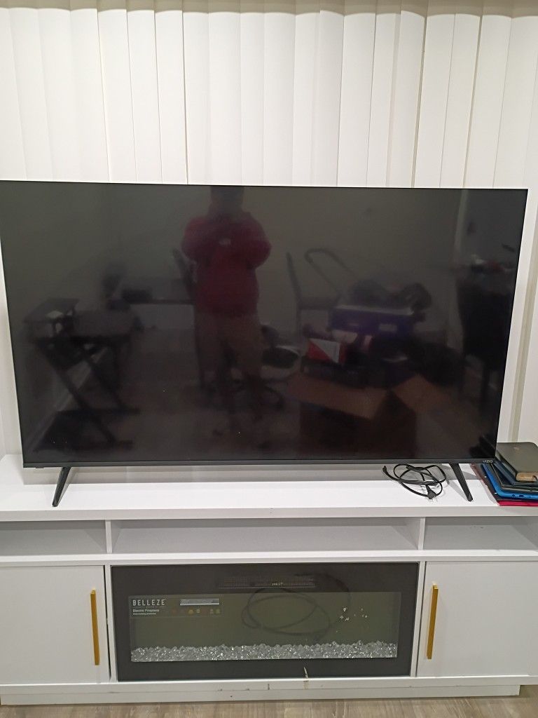 60" Vizio Tv With Remote 