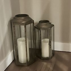 Set Of Two Lanterns With Candles 