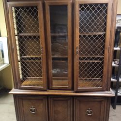 China Cabinet And Hutch 80.00