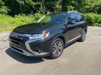 2020 Mitsubishi outlander