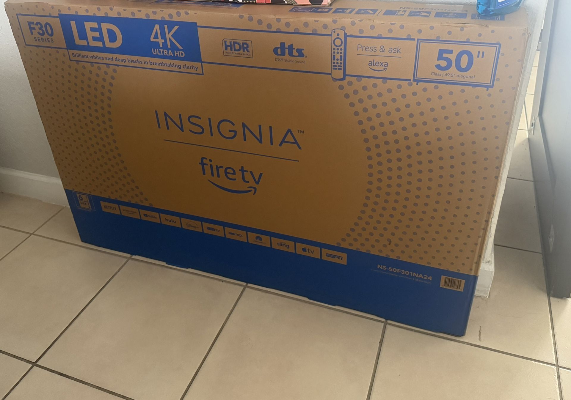 Insignia 50" Smart TV 