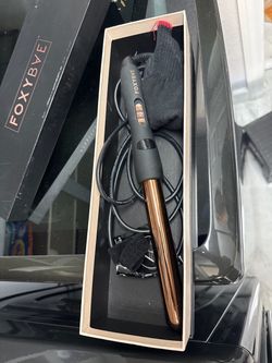 Foxybae Curling Wand with Heat Glove
