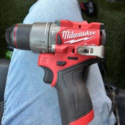Milwaukee M12 Fuel  Hammer Drill