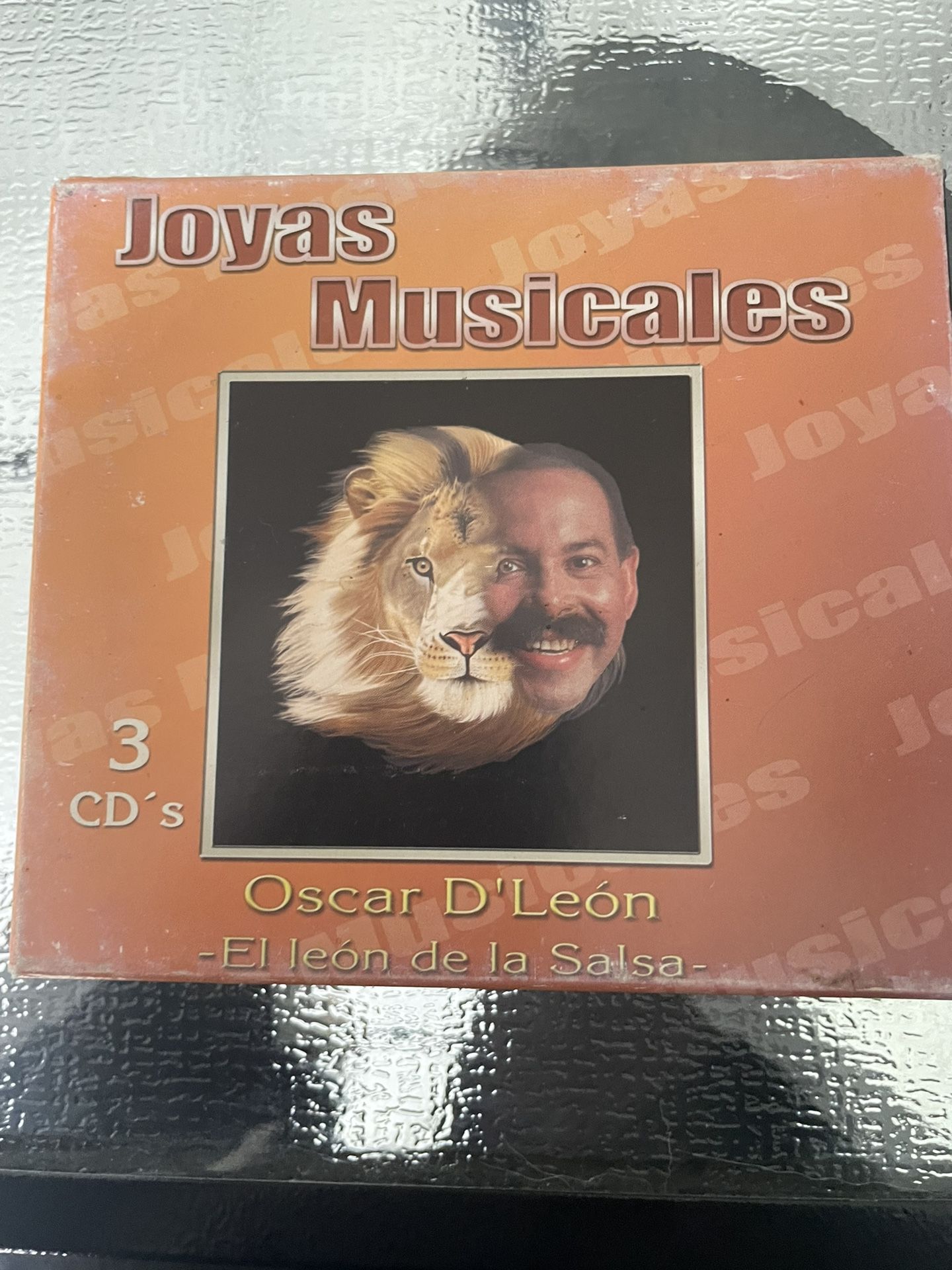 Óscar D’Leon - El león de la salsa