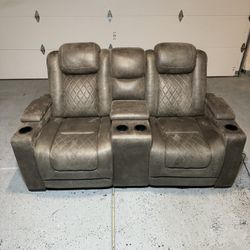 Dual Power Recliner