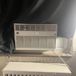 GE Window AC Unit