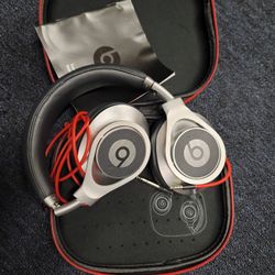 Beats Executive 
