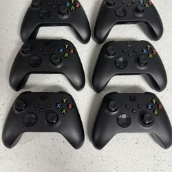 Microsoft Xbox 1914 Black Controller for Xbox One/Series X/S 