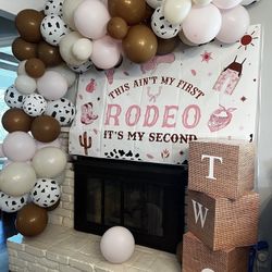 Free Banner With Stackable Box’s 