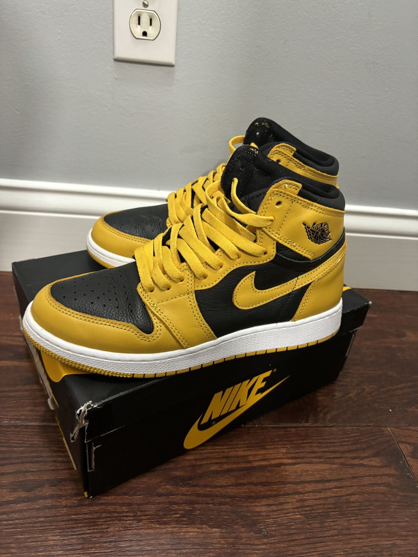 air jordan 1 high og pollen