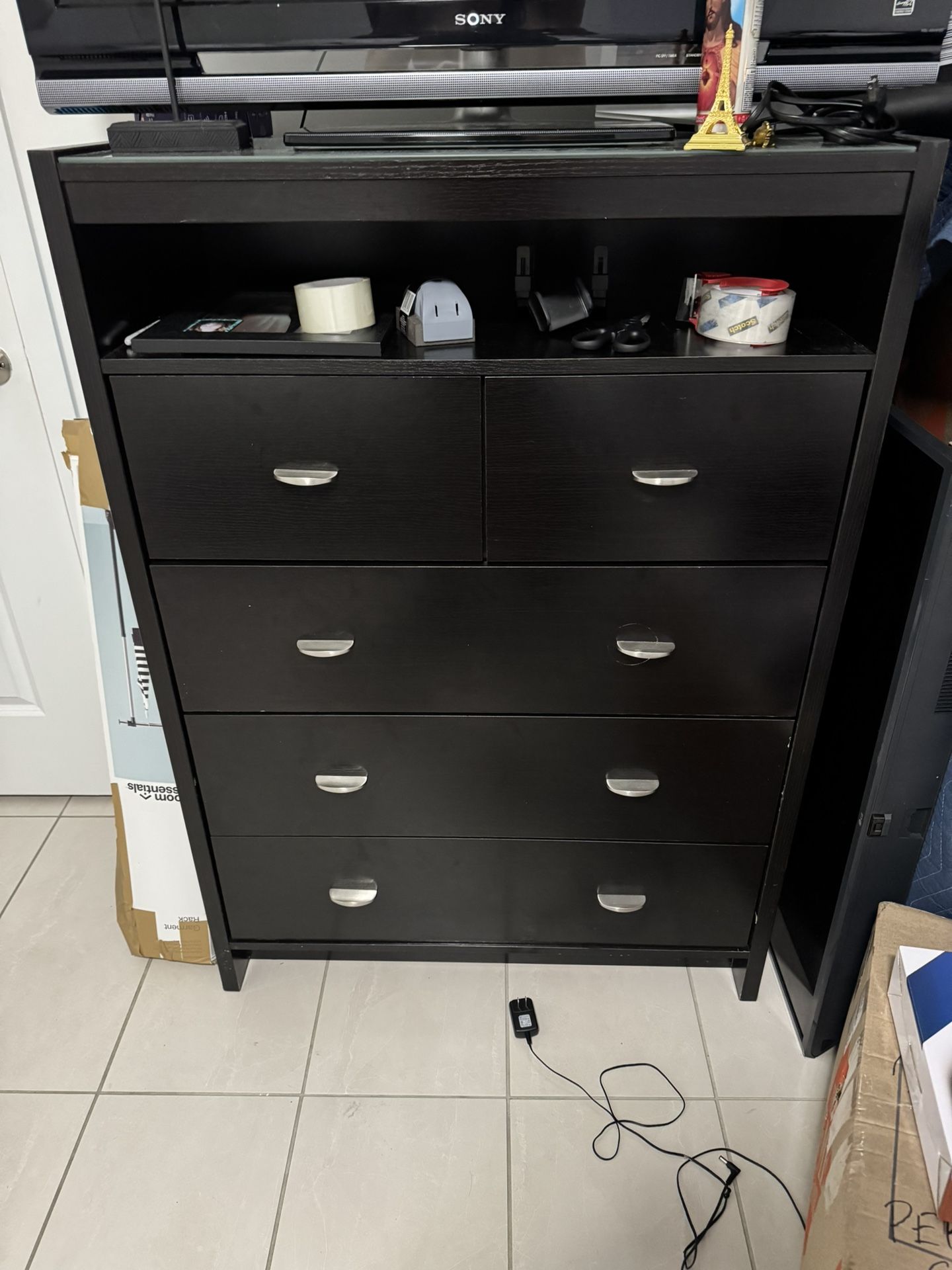 Dresser