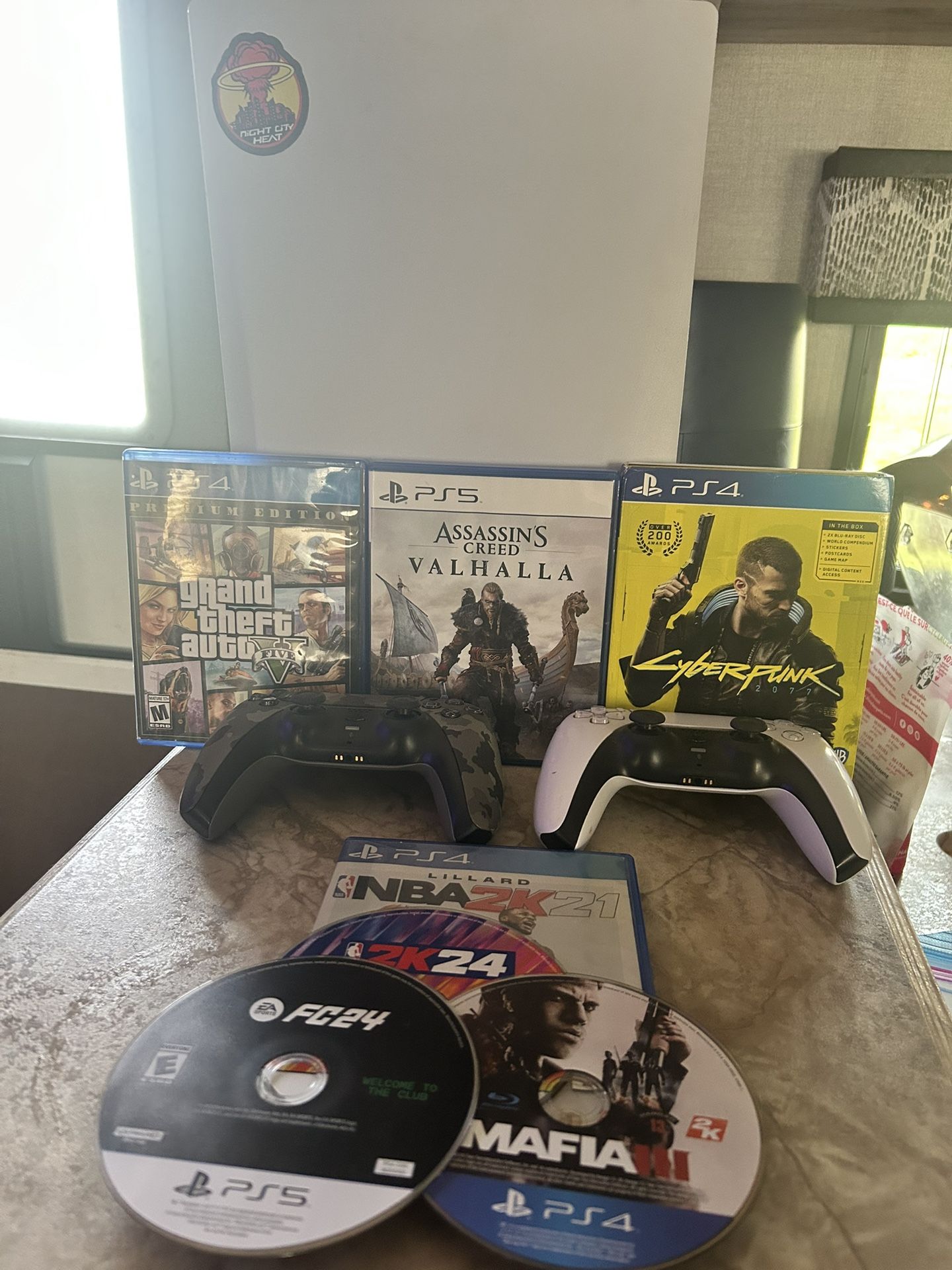 PS5 Bundle