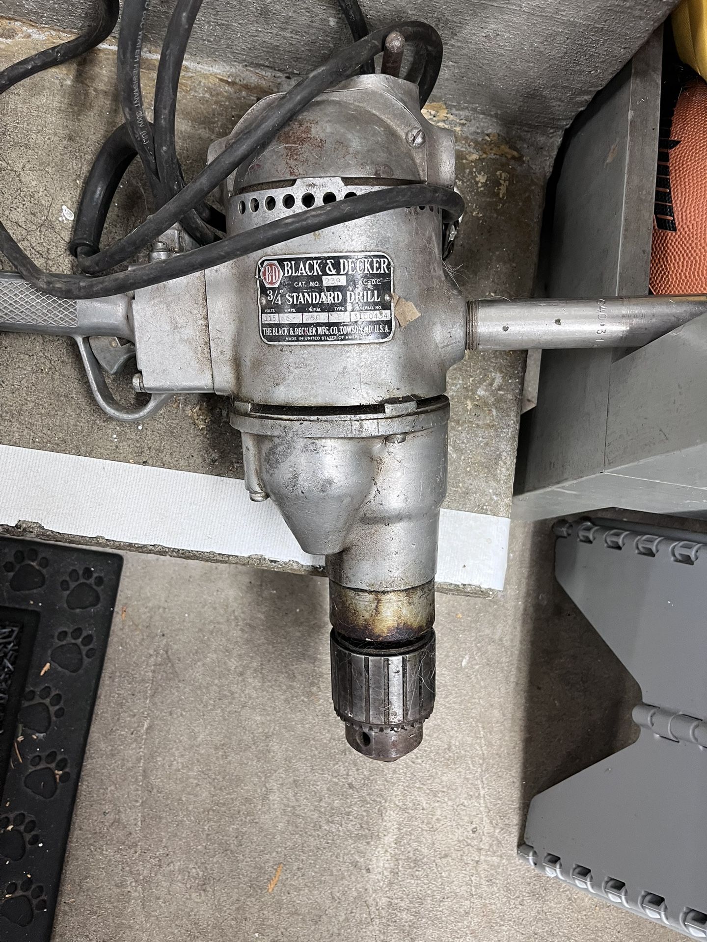 3/4” Black And Decker Drill - Works