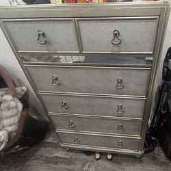 great condition dressers
